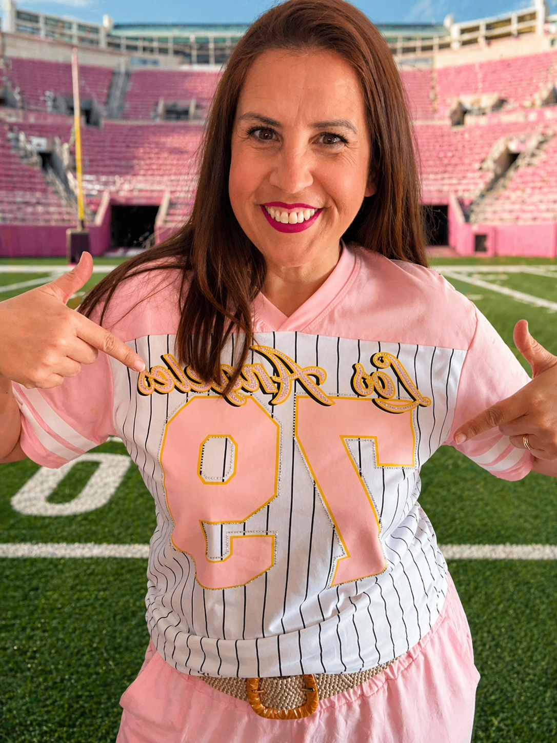 🏈✨ Camiseta Sport Chic – Actitud urbana con toque femenino ✨🏈