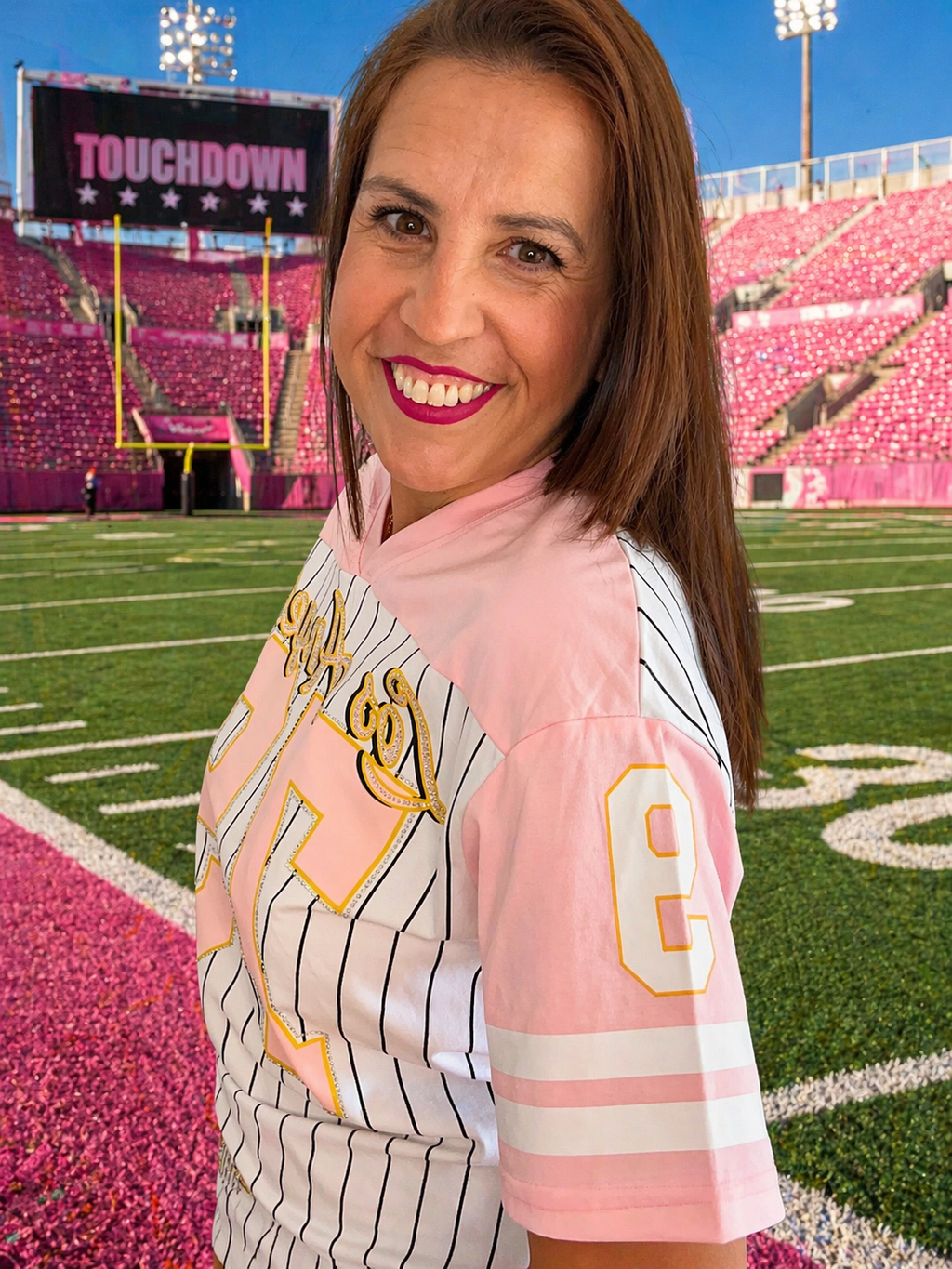 🏈✨ Camiseta Sport Chic – Actitud urbana con toque femenino ✨🏈