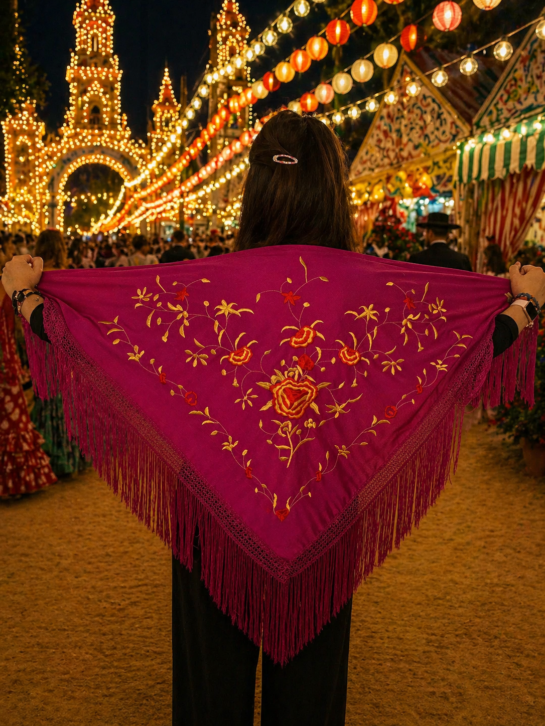 ✨ Mantón Bordado Buganvilla – Elegancia y Tradición ✨