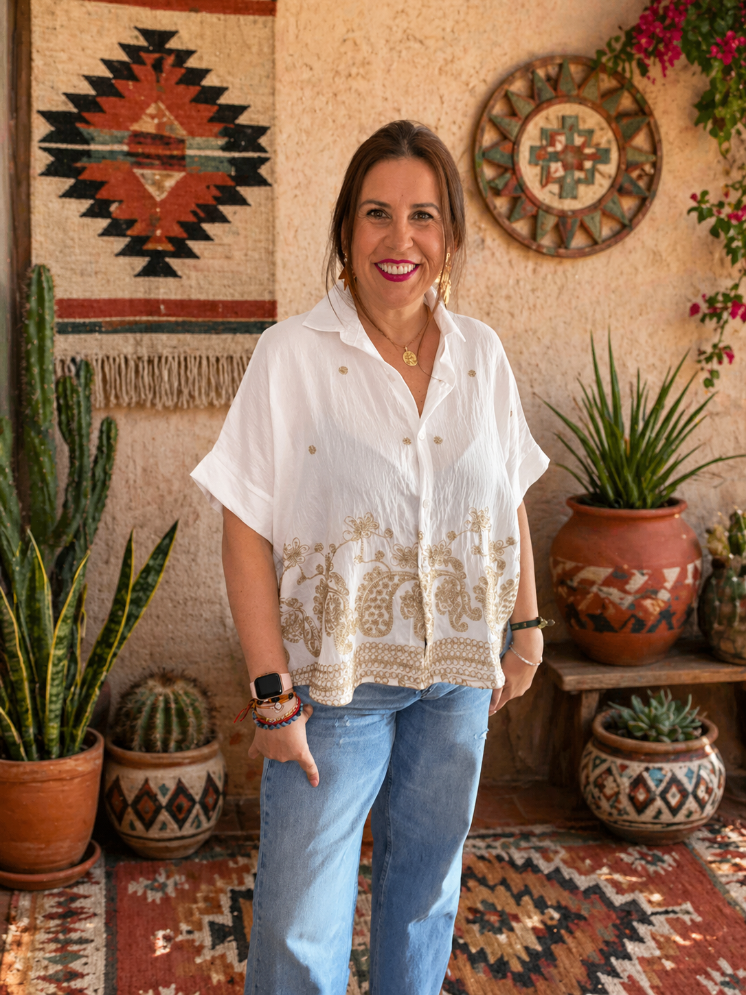 Blusa Blanca Boho con Bordado Artesanal | Carmen Dueñas