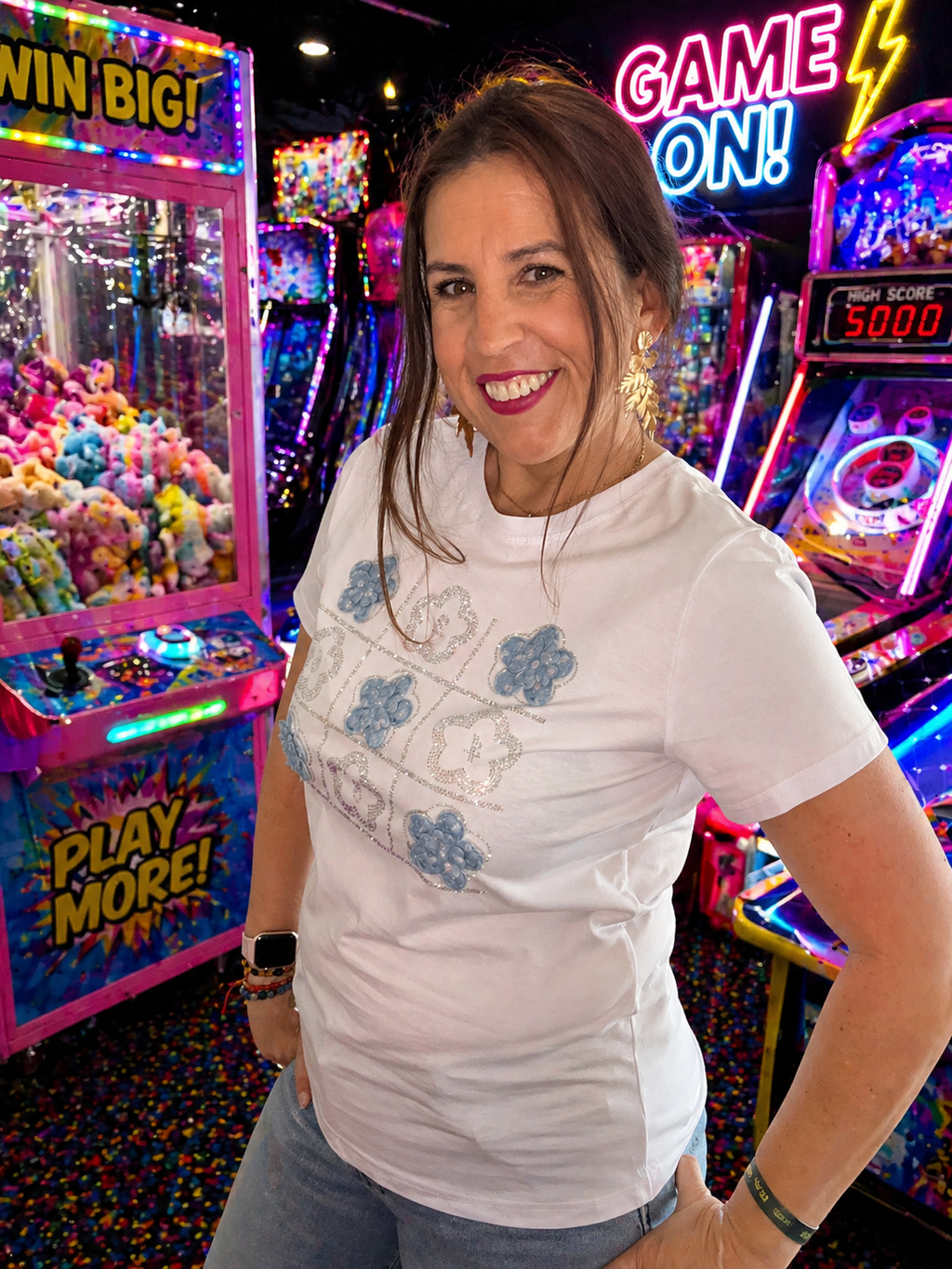 Camiseta Blanca con Estampado Floral Brillante | Moda Mujer