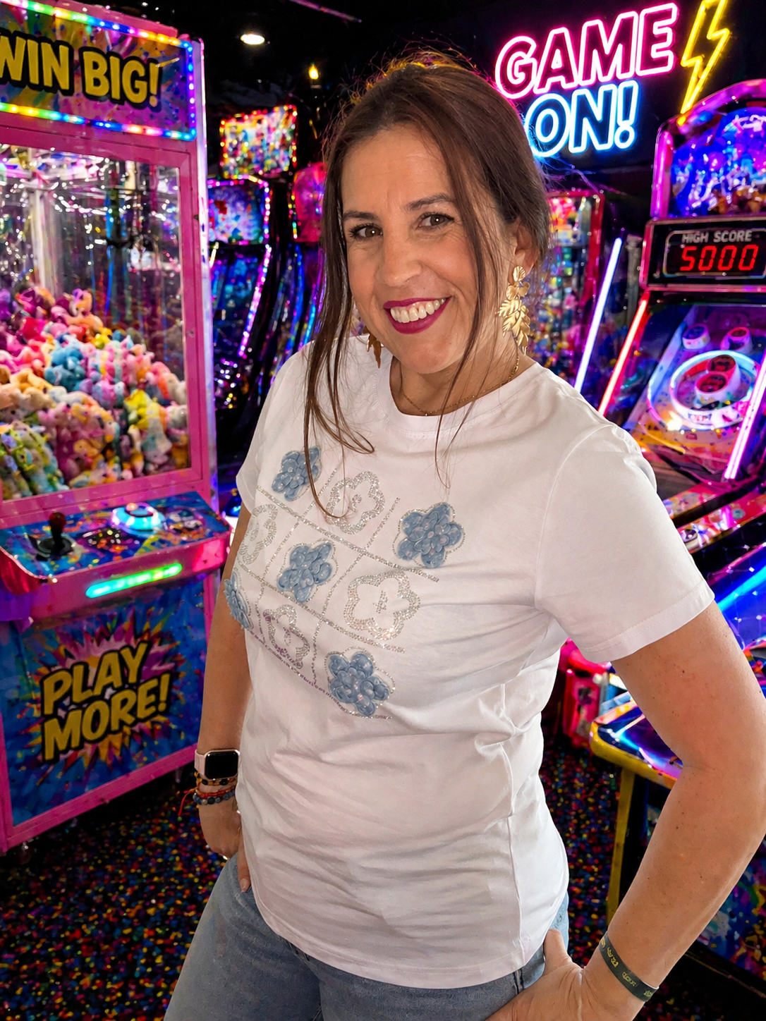 Camiseta Blanca con Estampado Floral Brillante | Moda Mujer