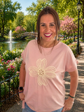 Camiseta Rosa con Flor Bordada | Estilo Femenino y Delicado