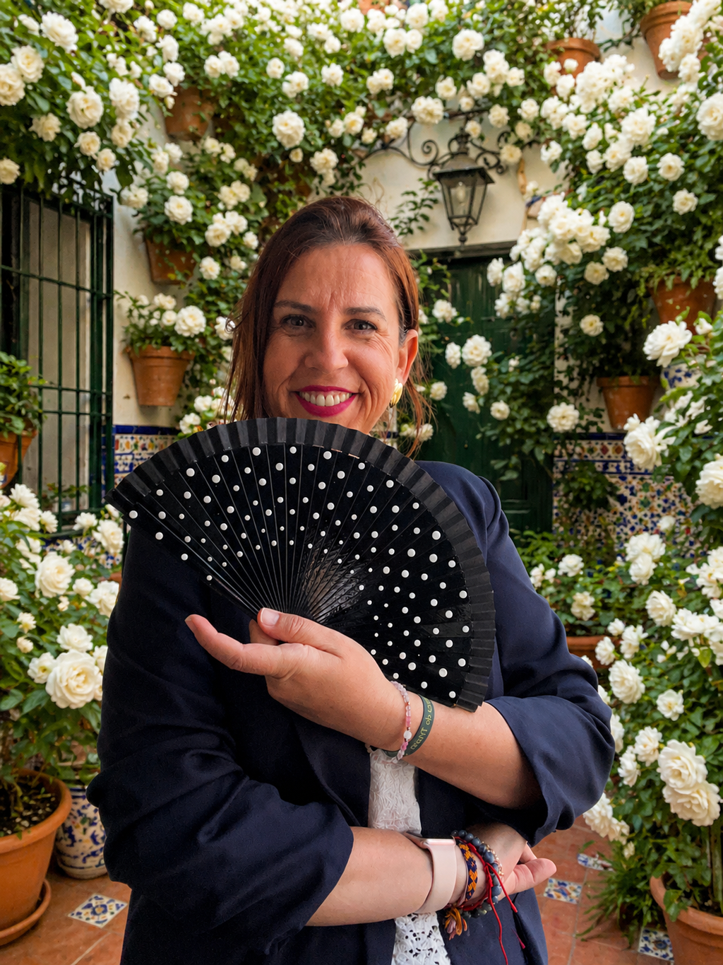 Abanico Flamenco Pequeño Negro con Lunares Blancos