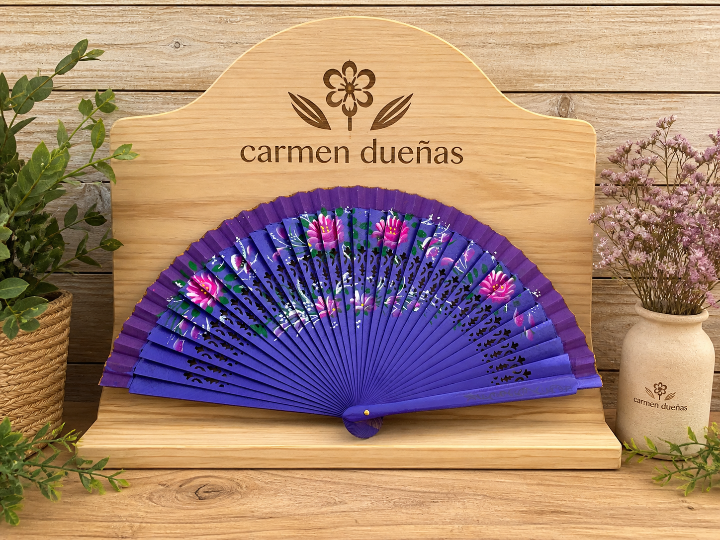 💜 Abanico artesanal floral en tonos violetas 🌸