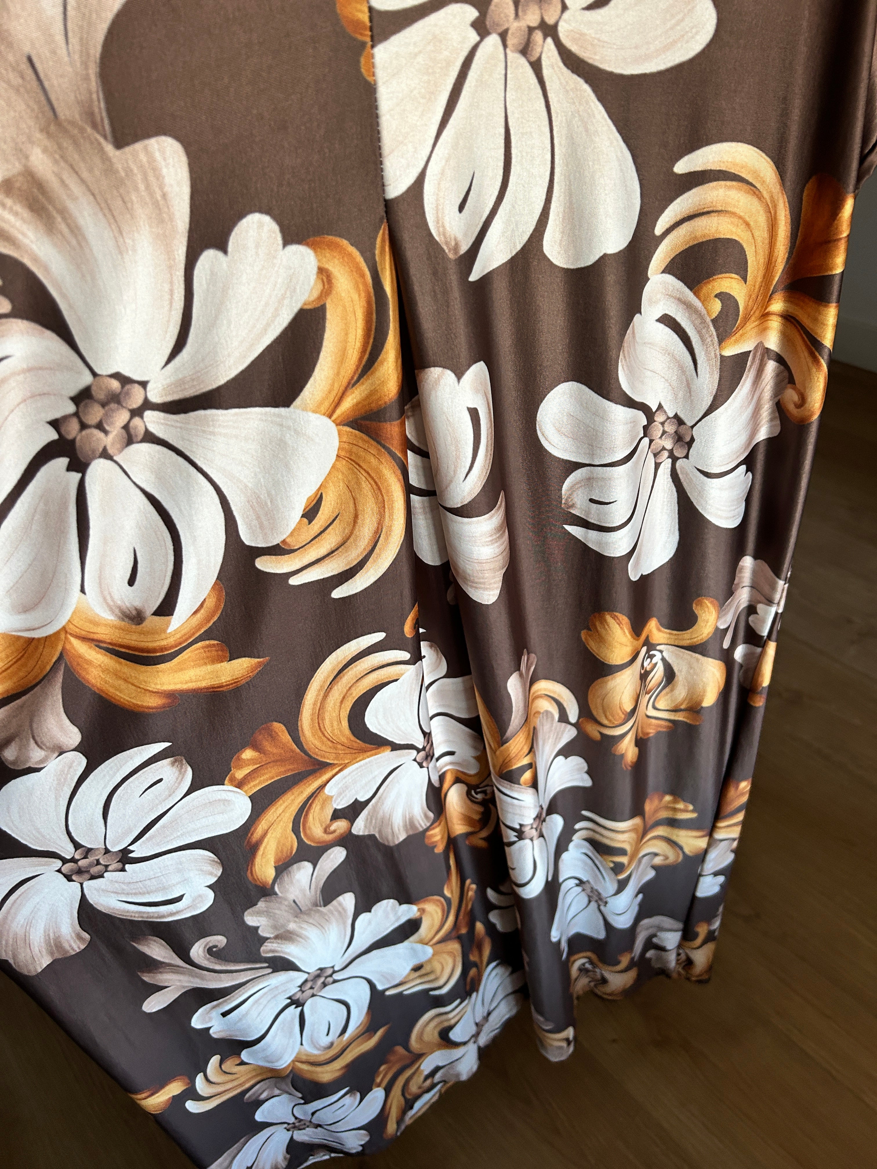 ✨🌸 Vestido largo de lycra fría con estampado floral 🌸✨