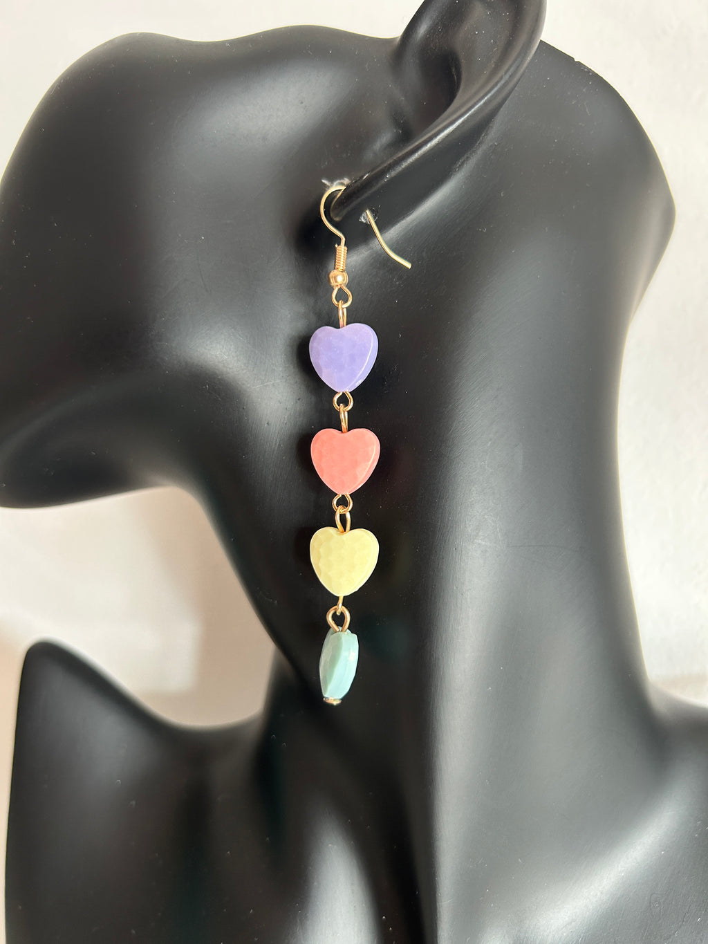 💖✨ Pendientes largos con corazones multicolor ✨💖