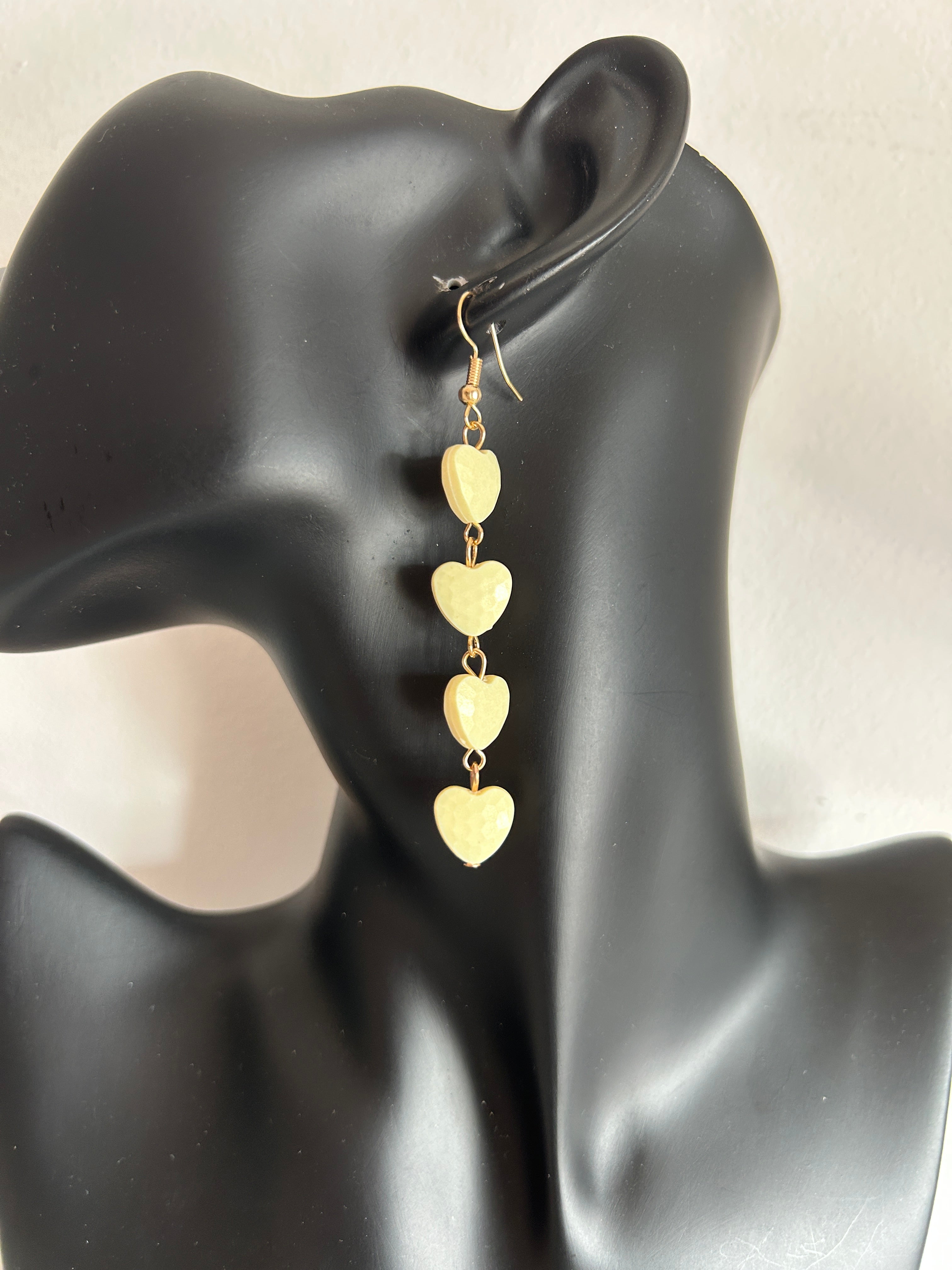💛 Pendientes colgantes de corazones amarillos 💛