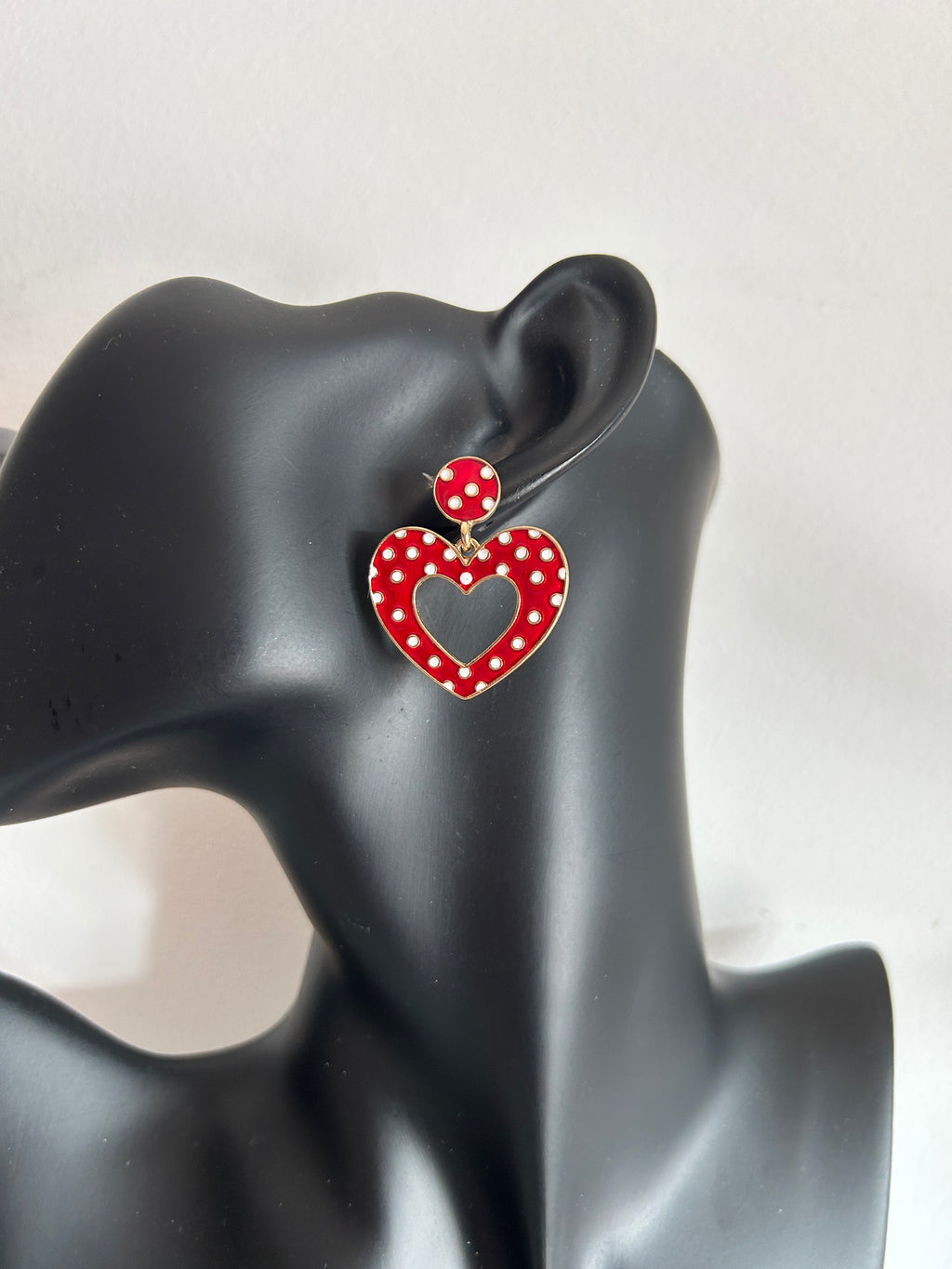 ❤️ Pendientes de corazón rojo con lunares ❤️