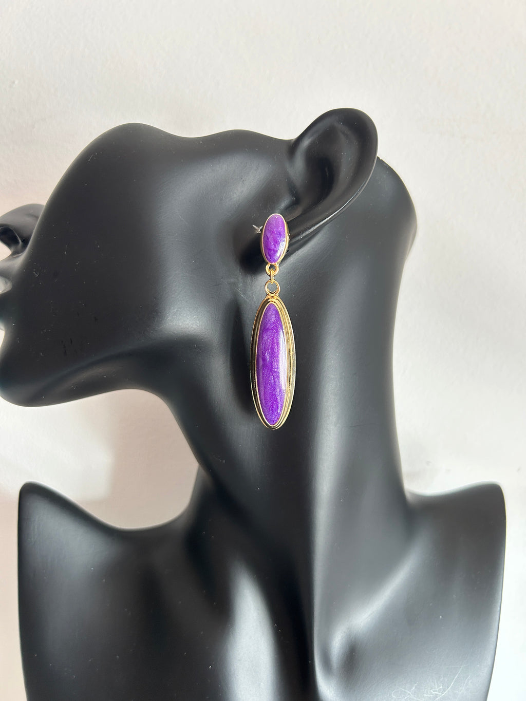 💜 Pendientes morado intenso alargados 💜