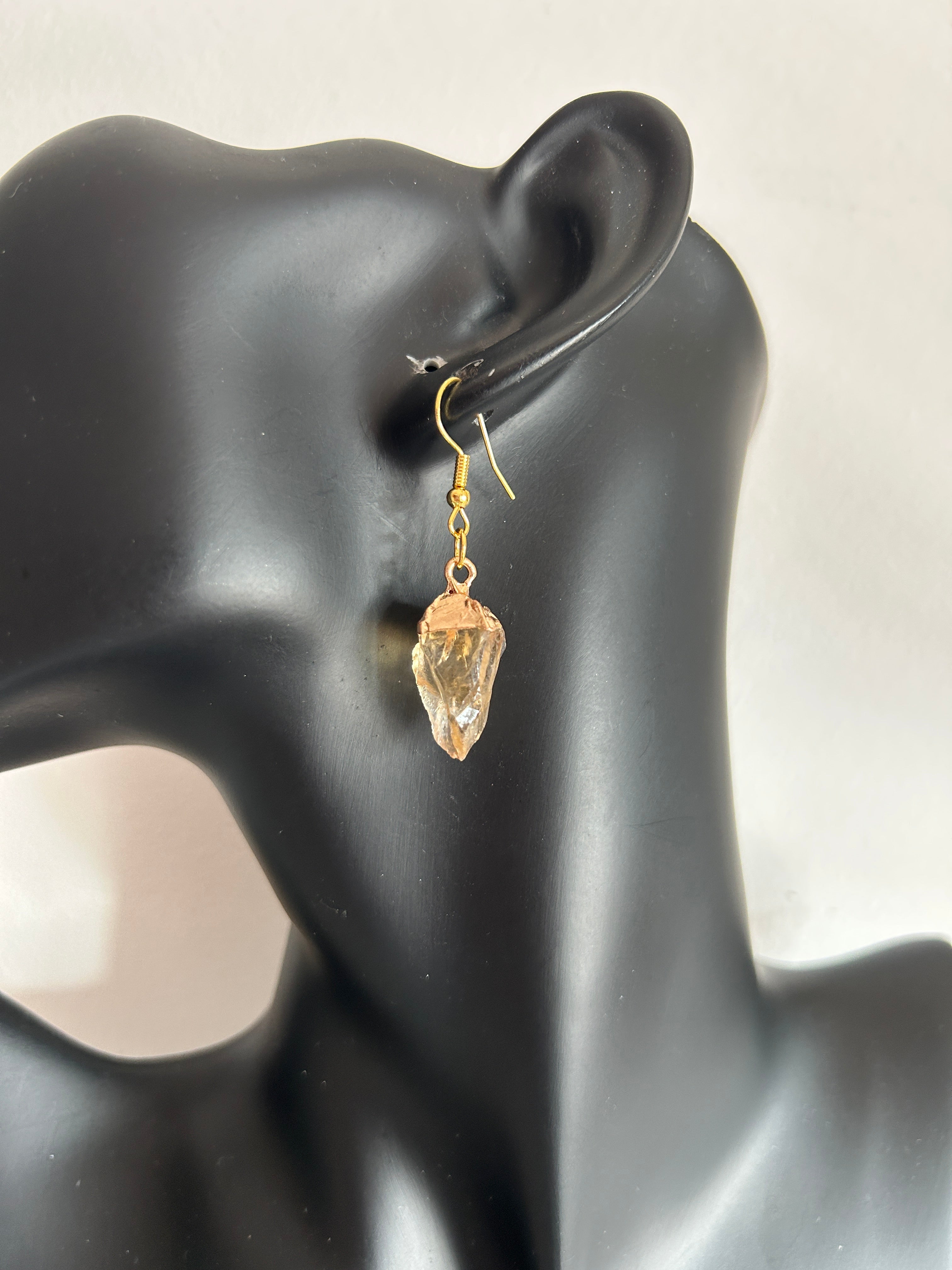 🤍 Pendientes con cristal natural en bruto 🤍