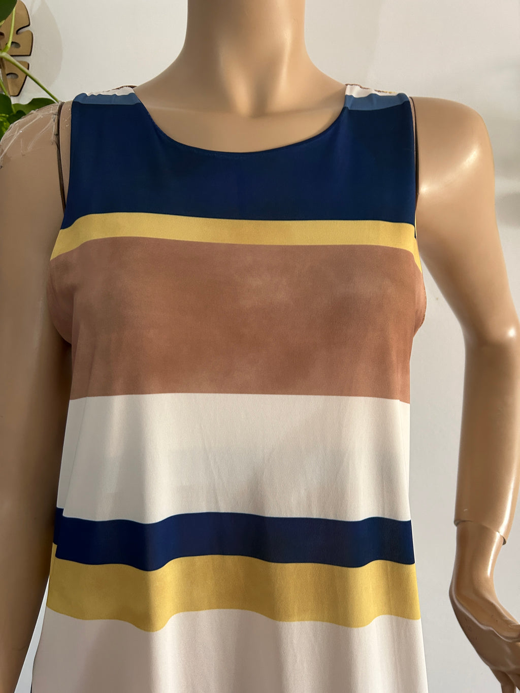 👗 Vestido largo de rayas en tonos azules y neutros 🌊🤍🤎