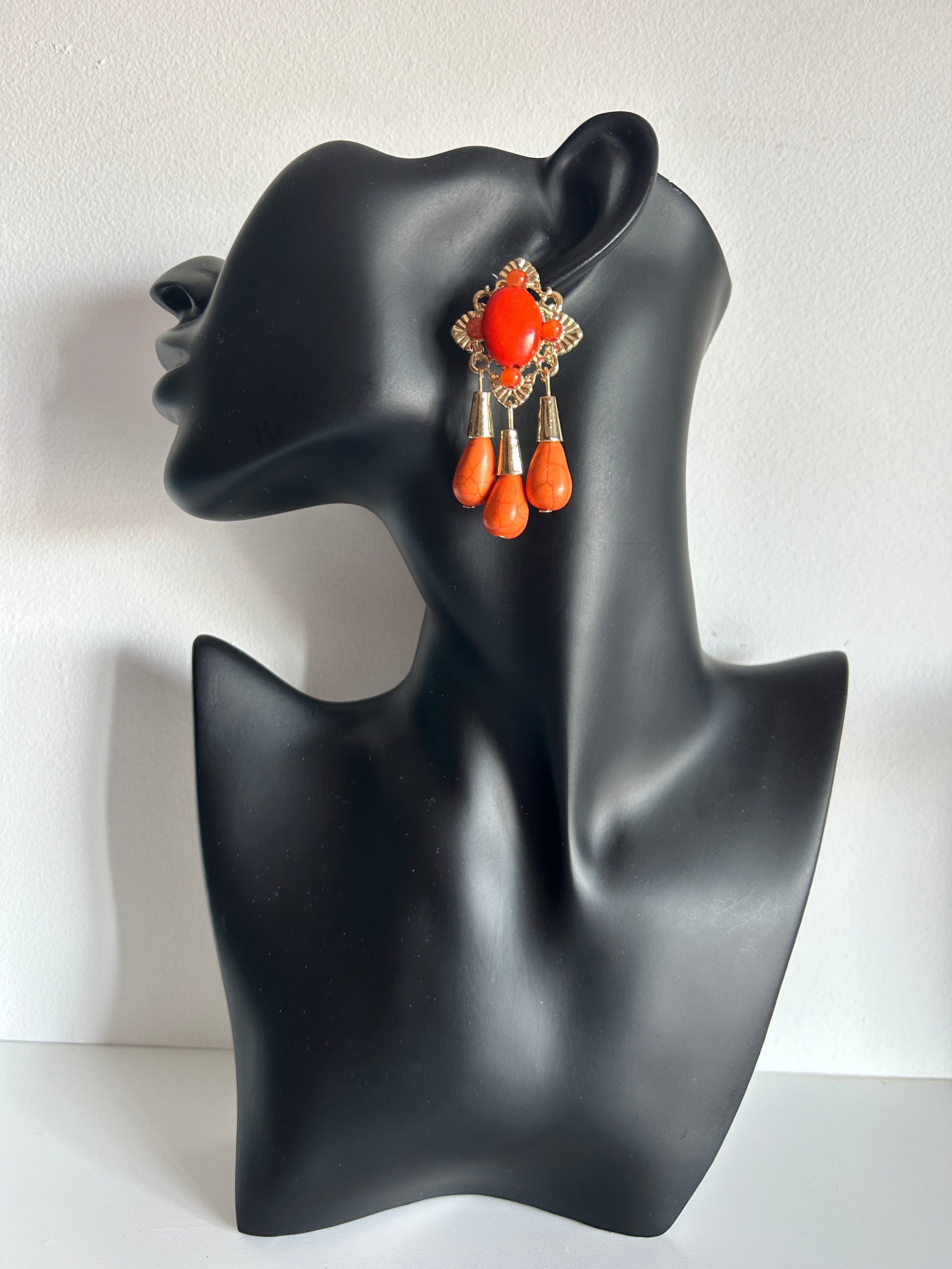 🧡 Pendientes naranja estilo lágrima con detalles dorados 🧡