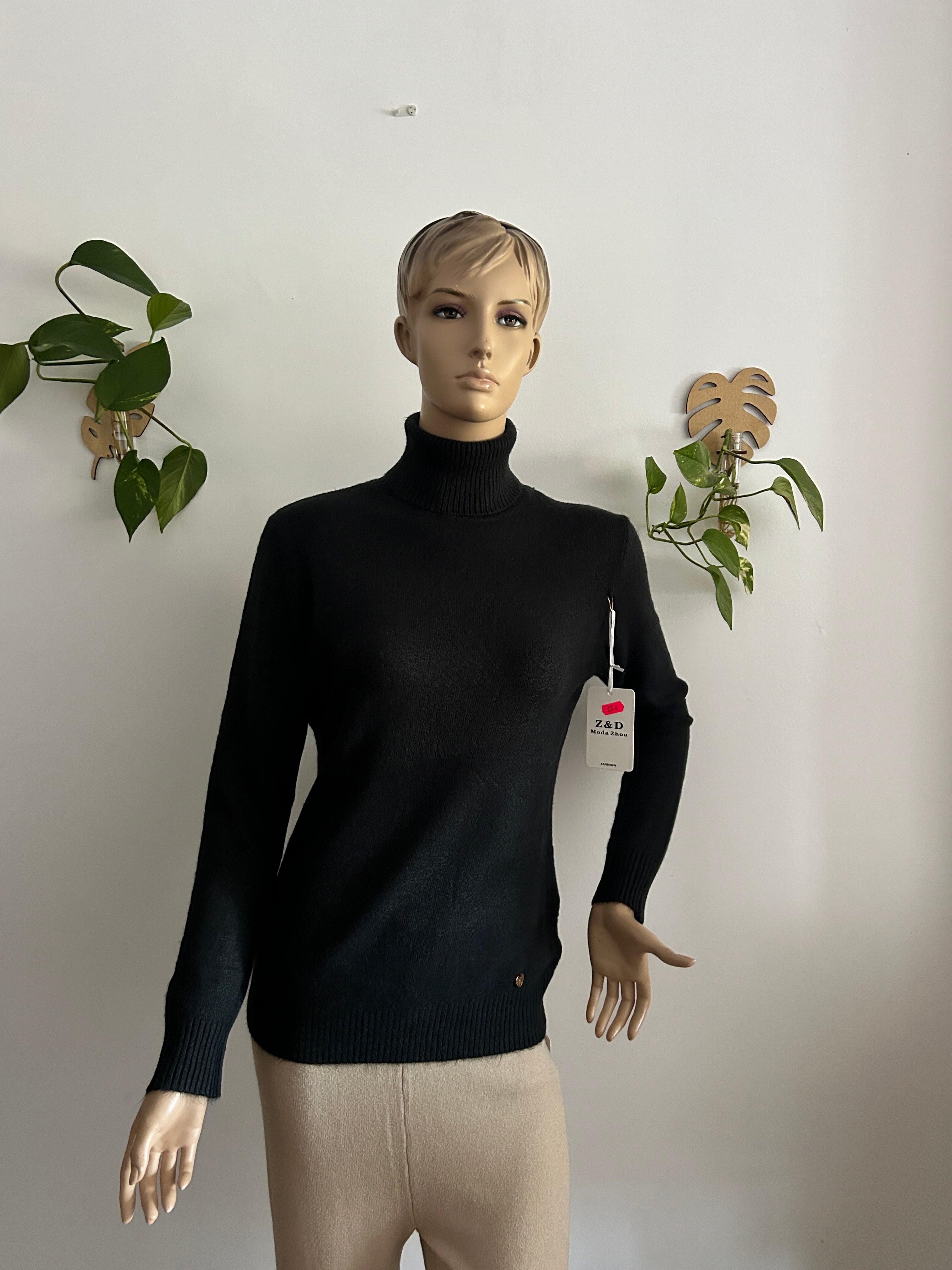 ¡REBAJAS! Jersey de Cuello Alto en Negro