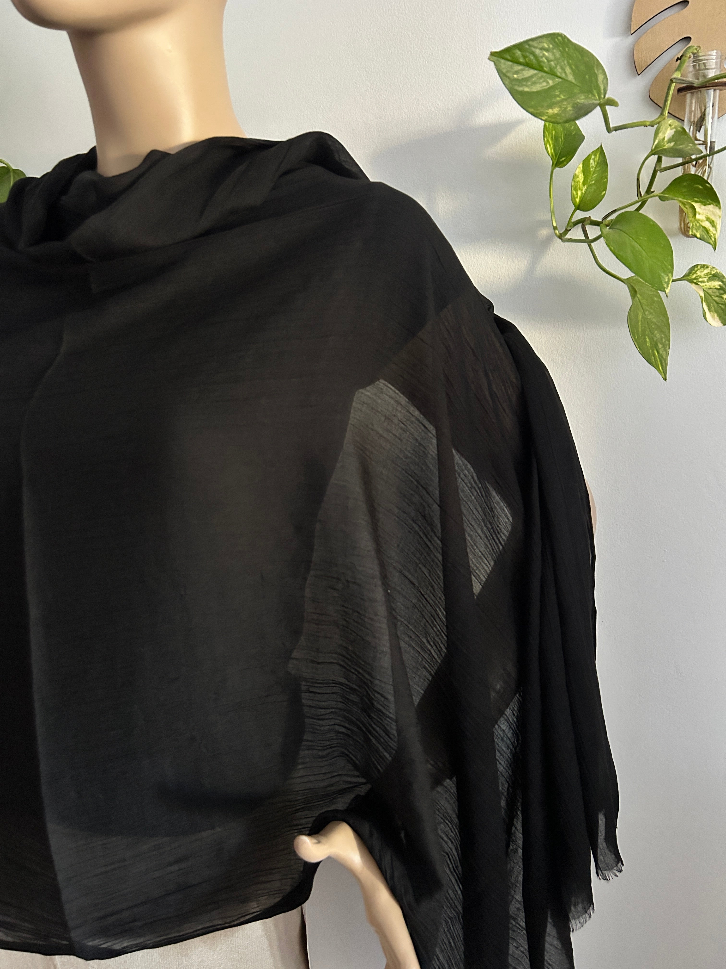 ¡REBAJAS! Pañuelo Ligero en Negro