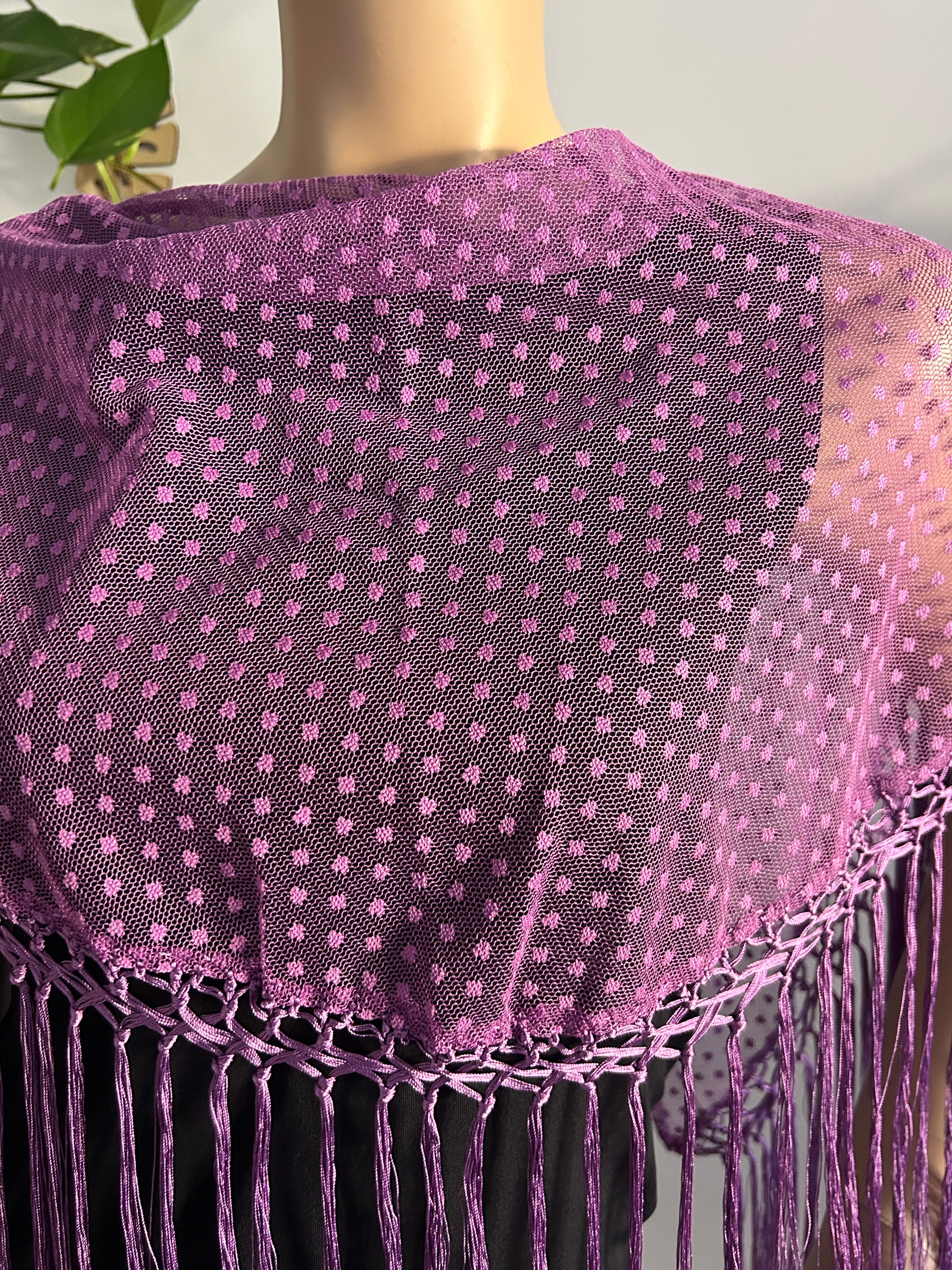 ✨ Mantón de topitos en color malva – Estilo flamenco con toque moderno ✨
