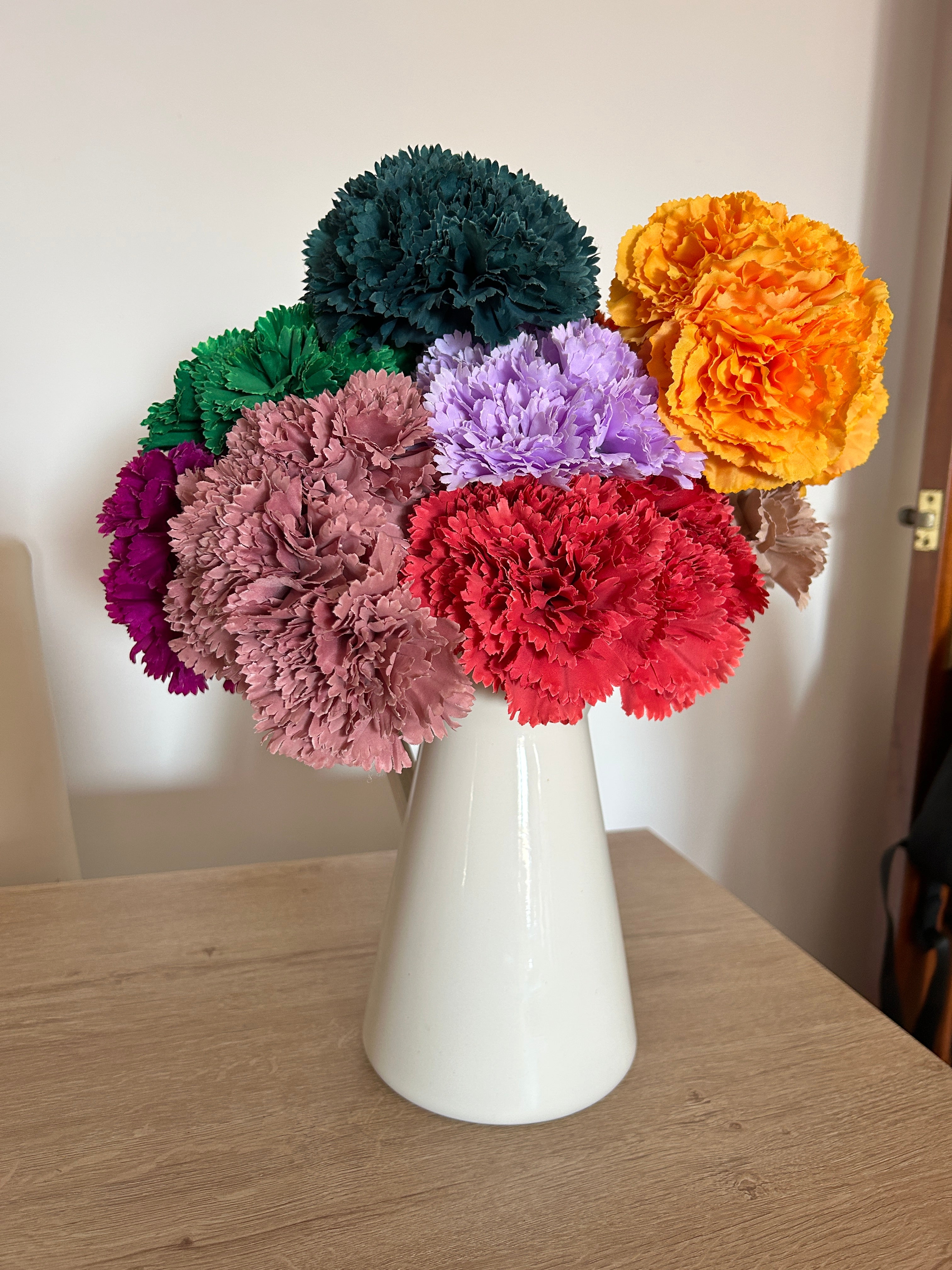 Ramillete Flores de flamenca en tonos vibrantes