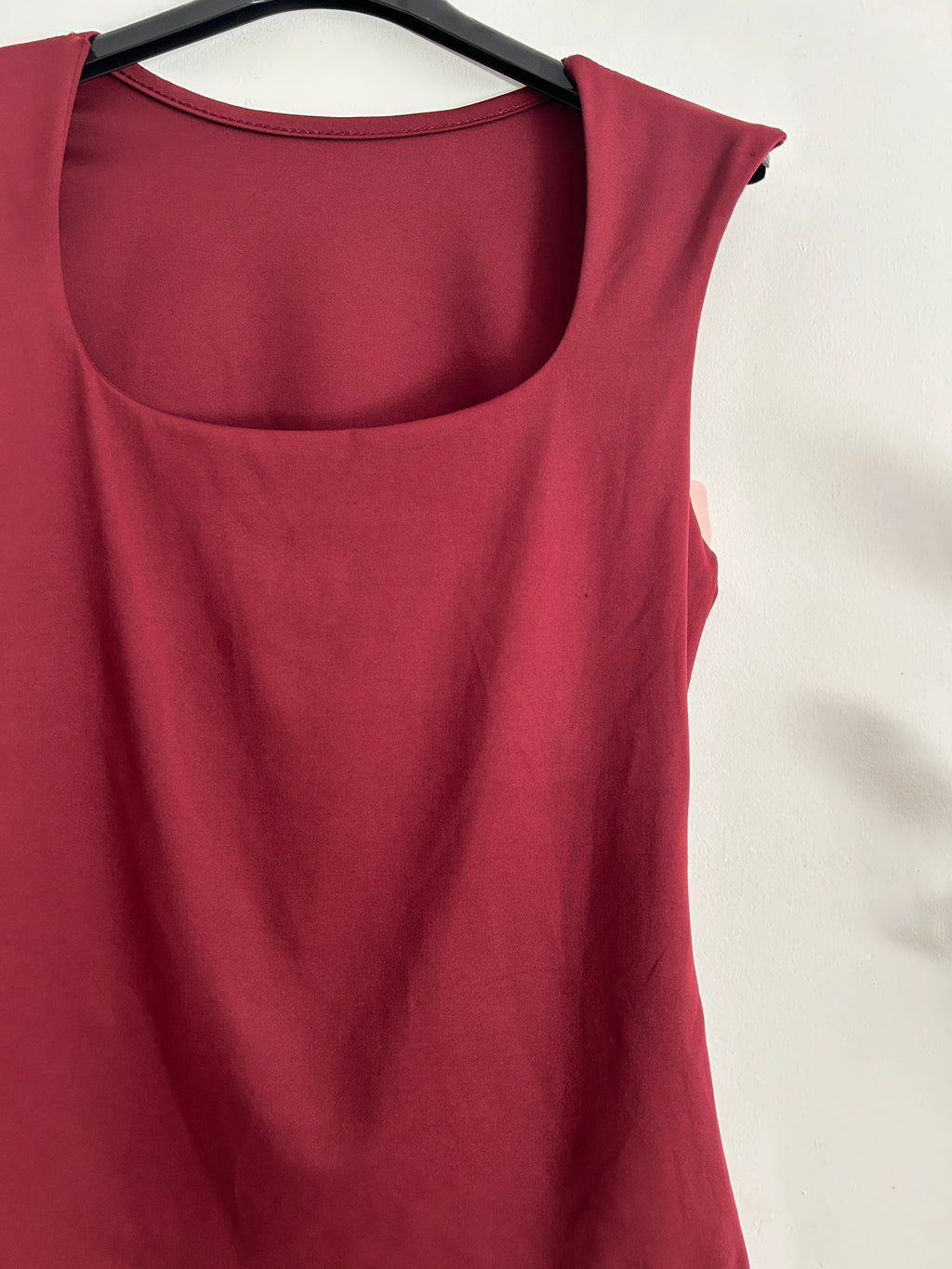Camiseta Básica Premium – Varios Colores ✨
