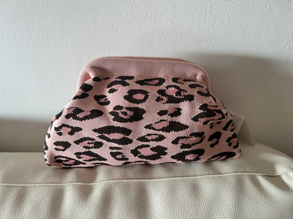 Bolso Clutch de Punto – Elegancia y Tendencia ✨