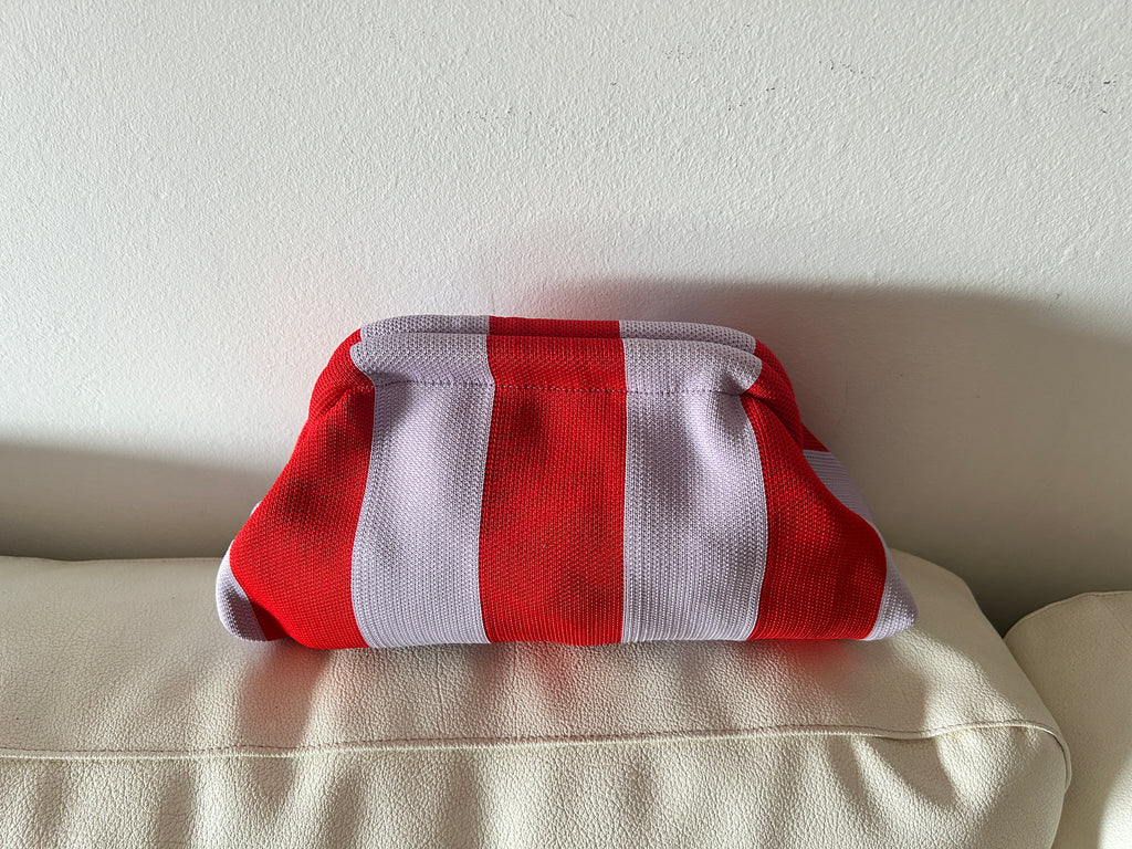 Bolso Clutch de Punto – Elegancia y Tendencia ✨