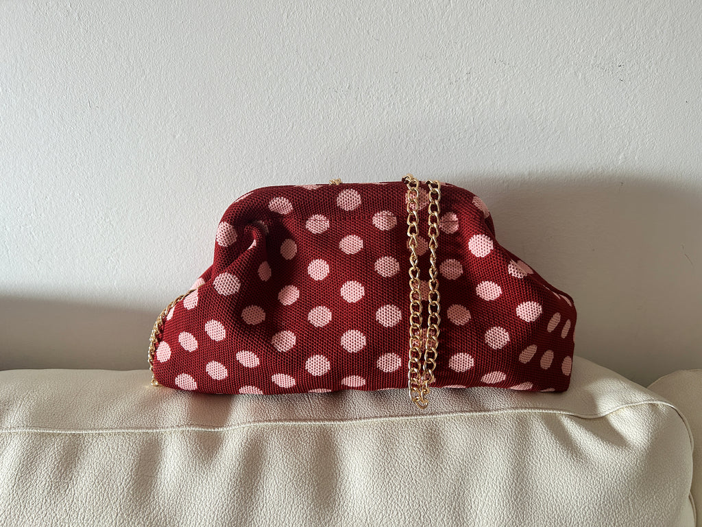 Bolso Clutch de Punto – Elegancia y Tendencia ✨